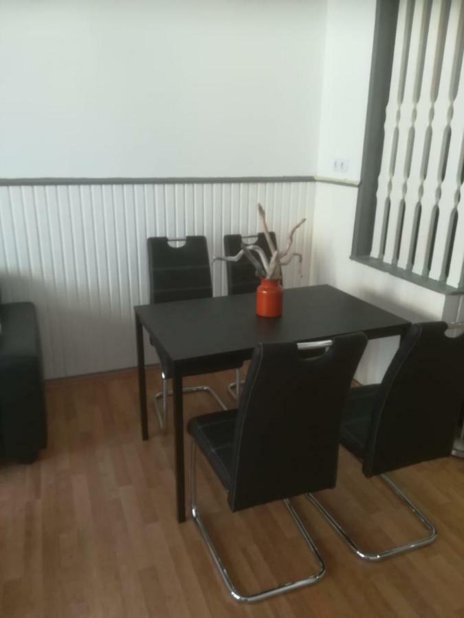 Zentral Gelegene Wohnung In Velbert-Mitte Exterior foto
